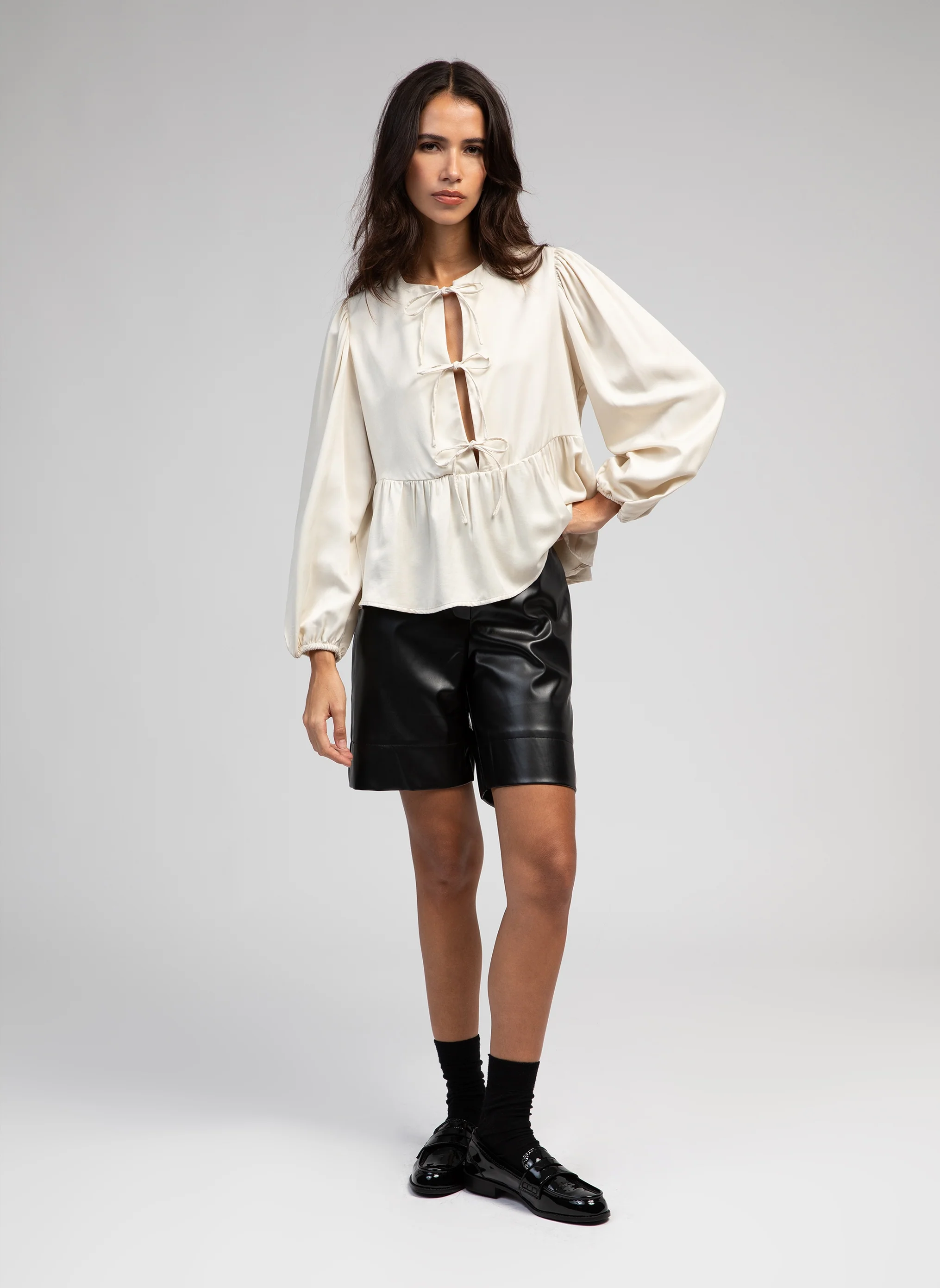 BLOUSE KAELYNA ecru - Image 4