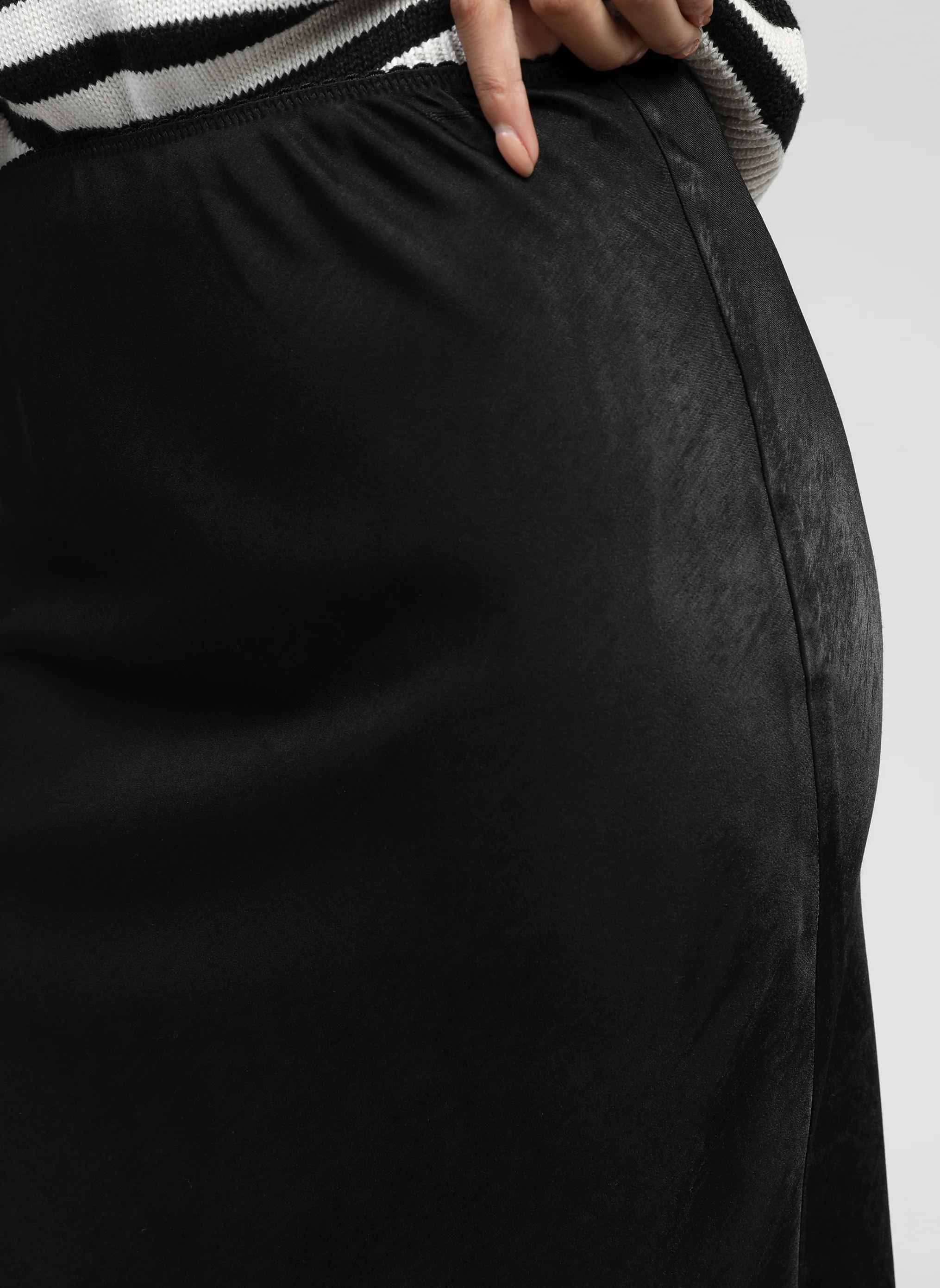 JUPE MIDI GALVINE noir - Image 2