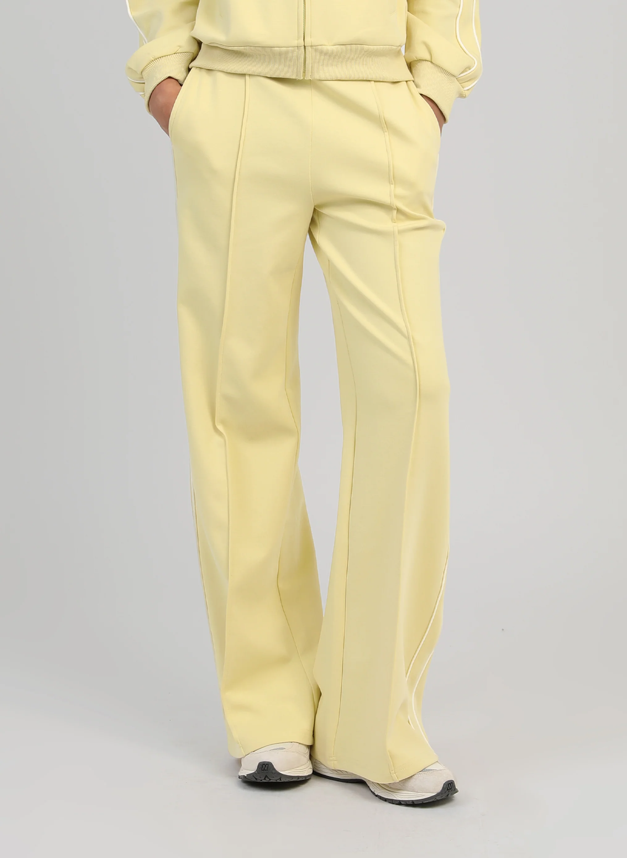 PANTALON PATRIVA jaune - Image 3