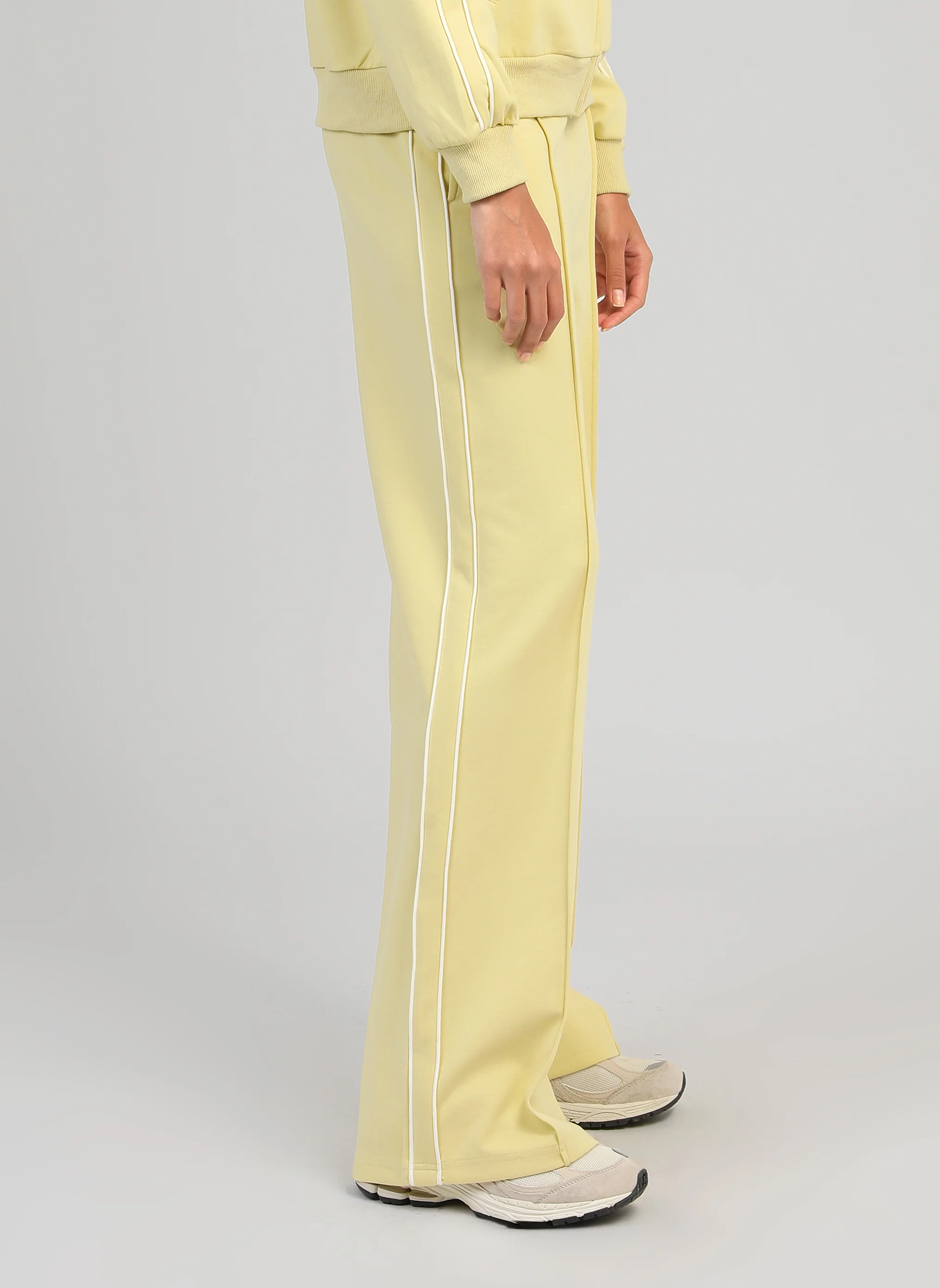 PANTALON PATRIVA jaune - Image 4