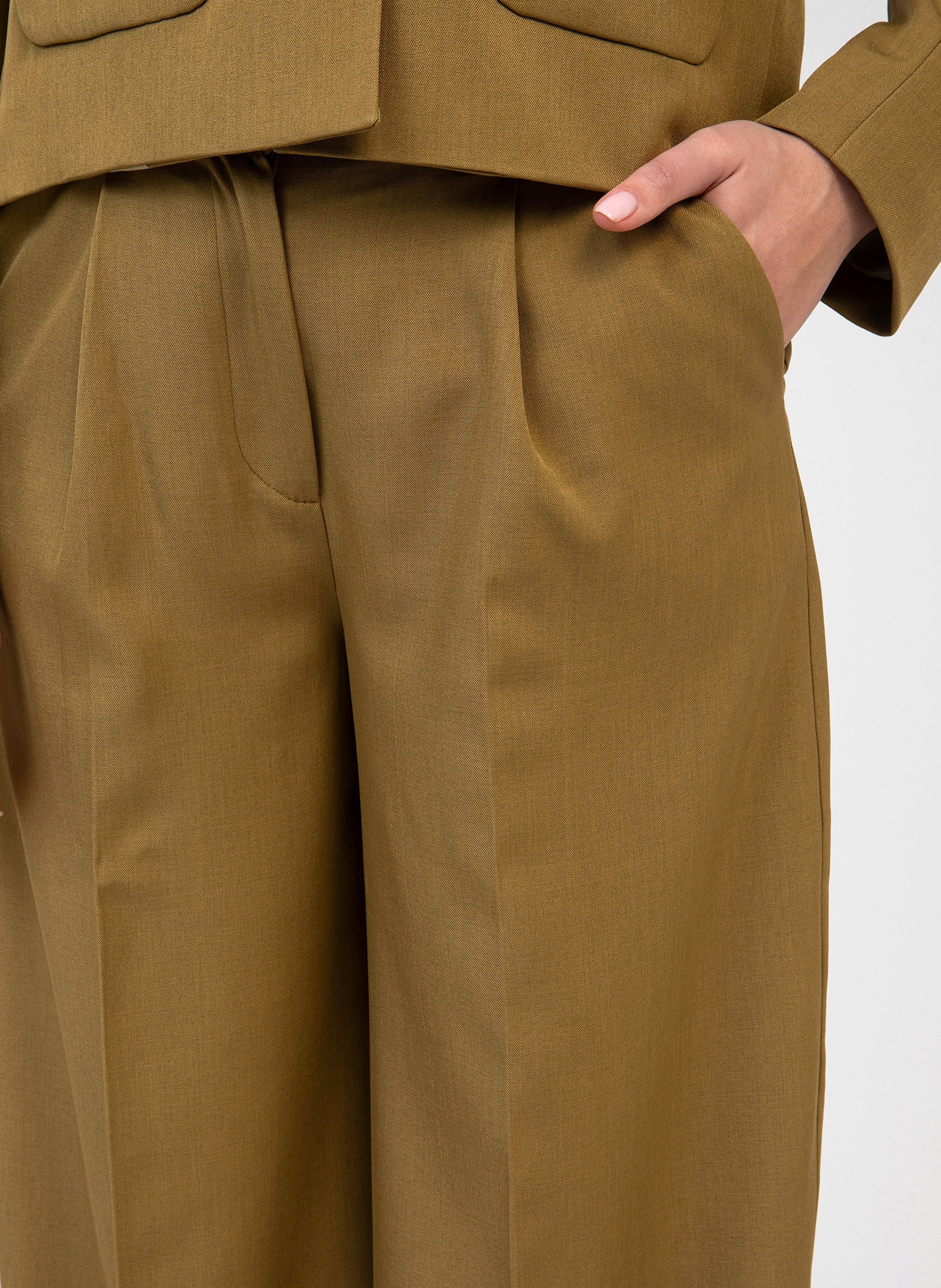 PANTALON PEPINATA olive - Image 2