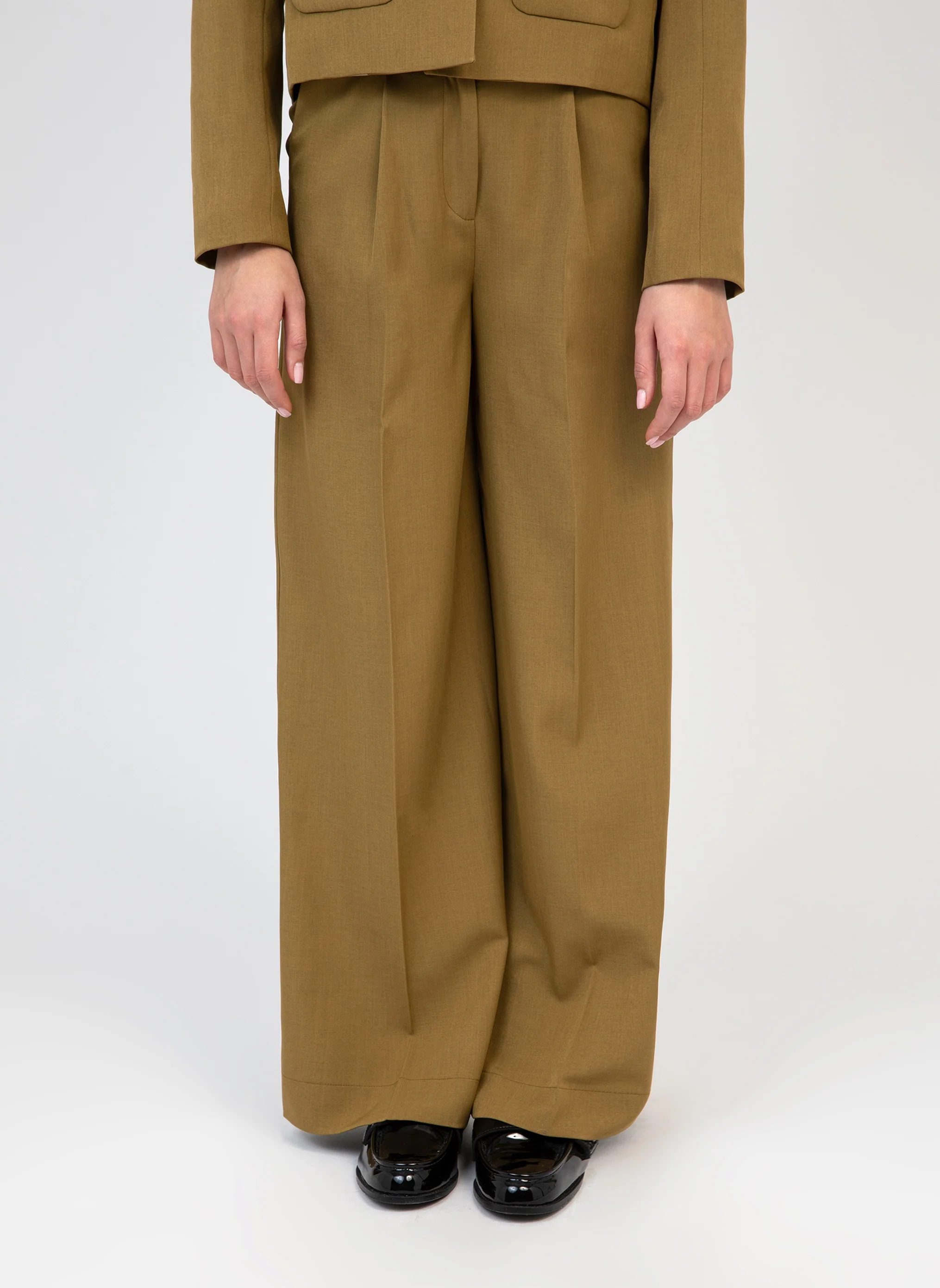 PANTALON PEPINATA olive - Image 3