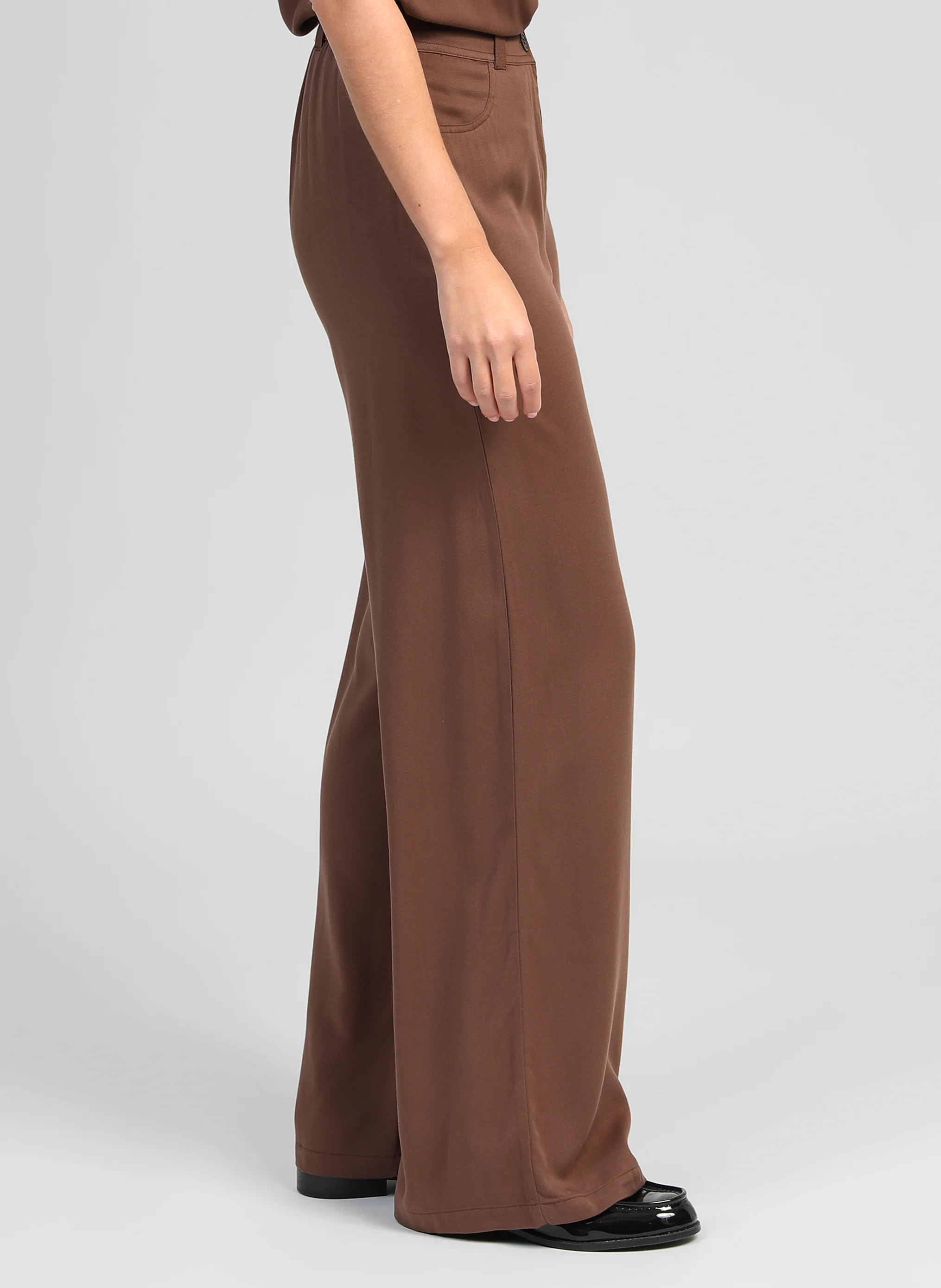 PANTALON PHORILA marron - Image 3
