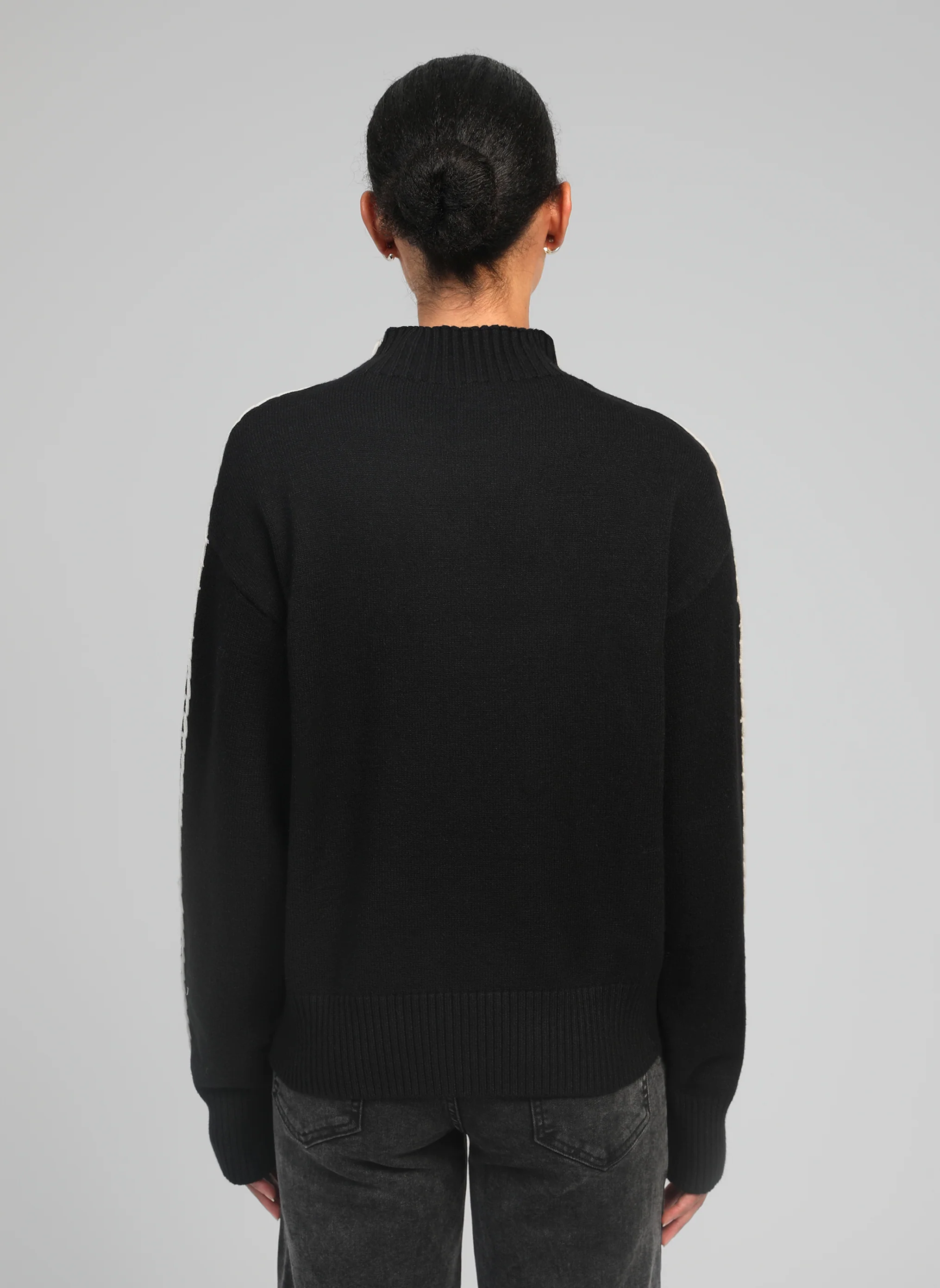 PULL NISSYA noir - Image 4