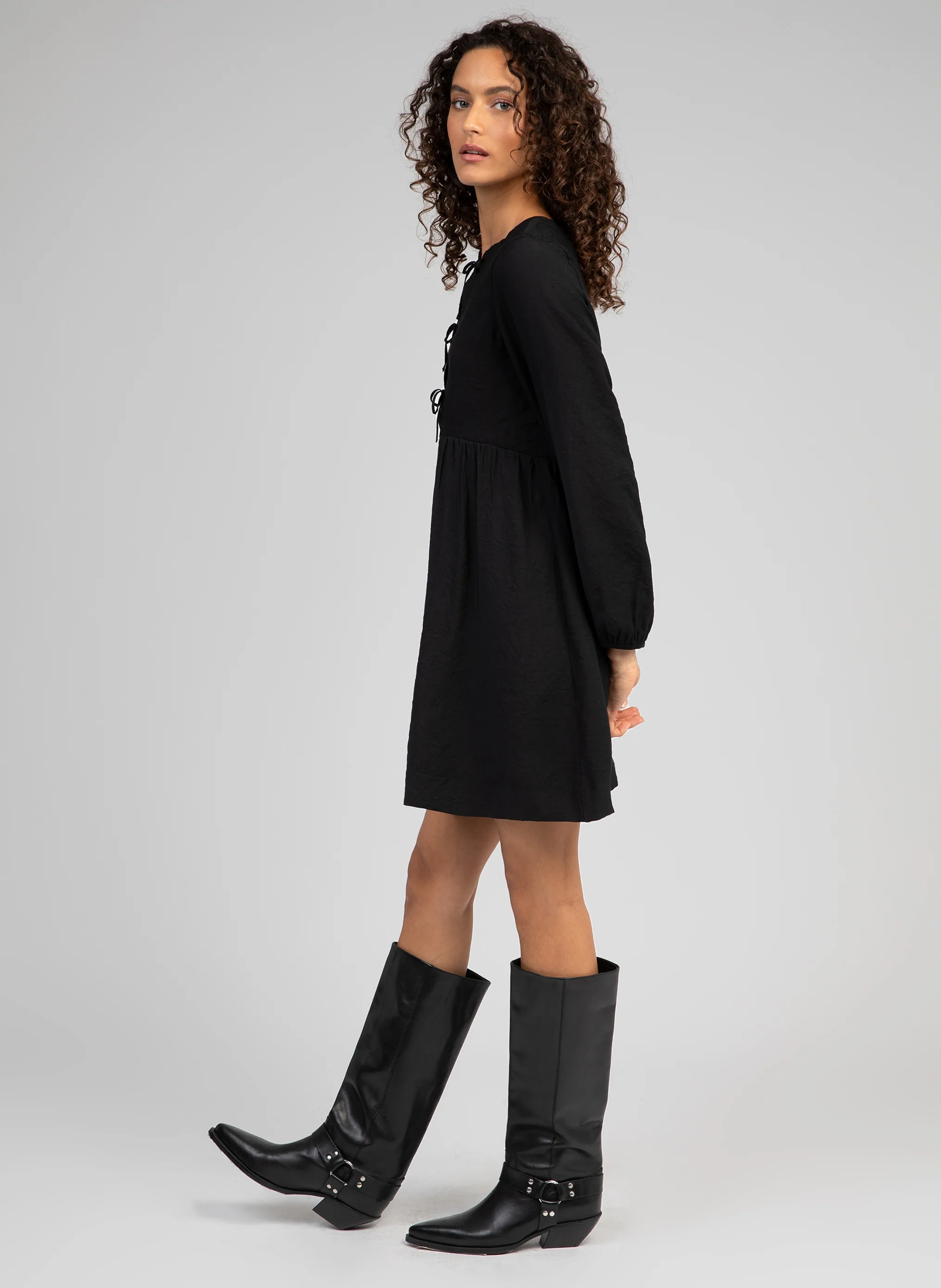 ROBE COURTE MANDILLA noir - Image 3