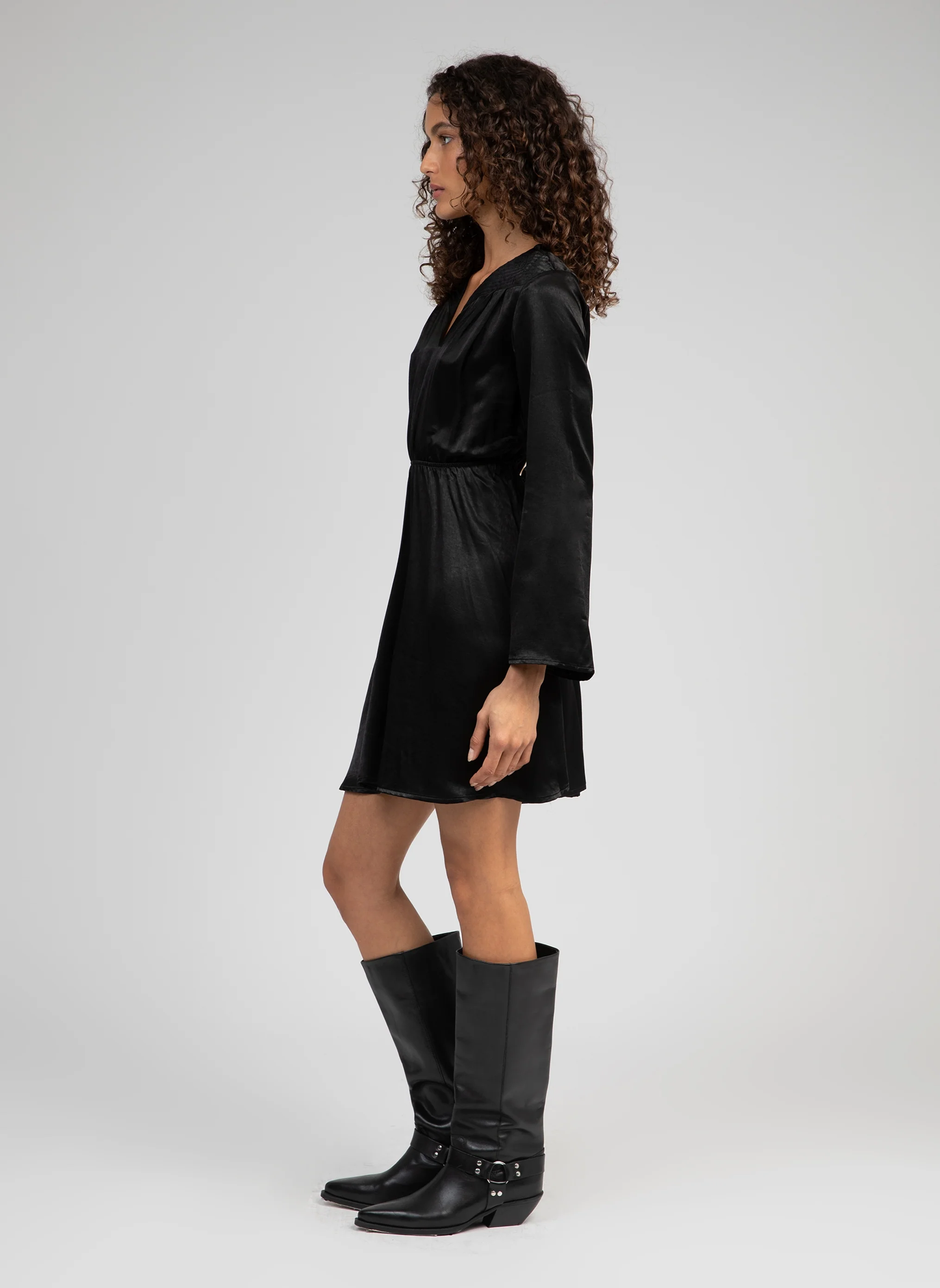 ROBE COURTE MARIBELA noir - Image 4