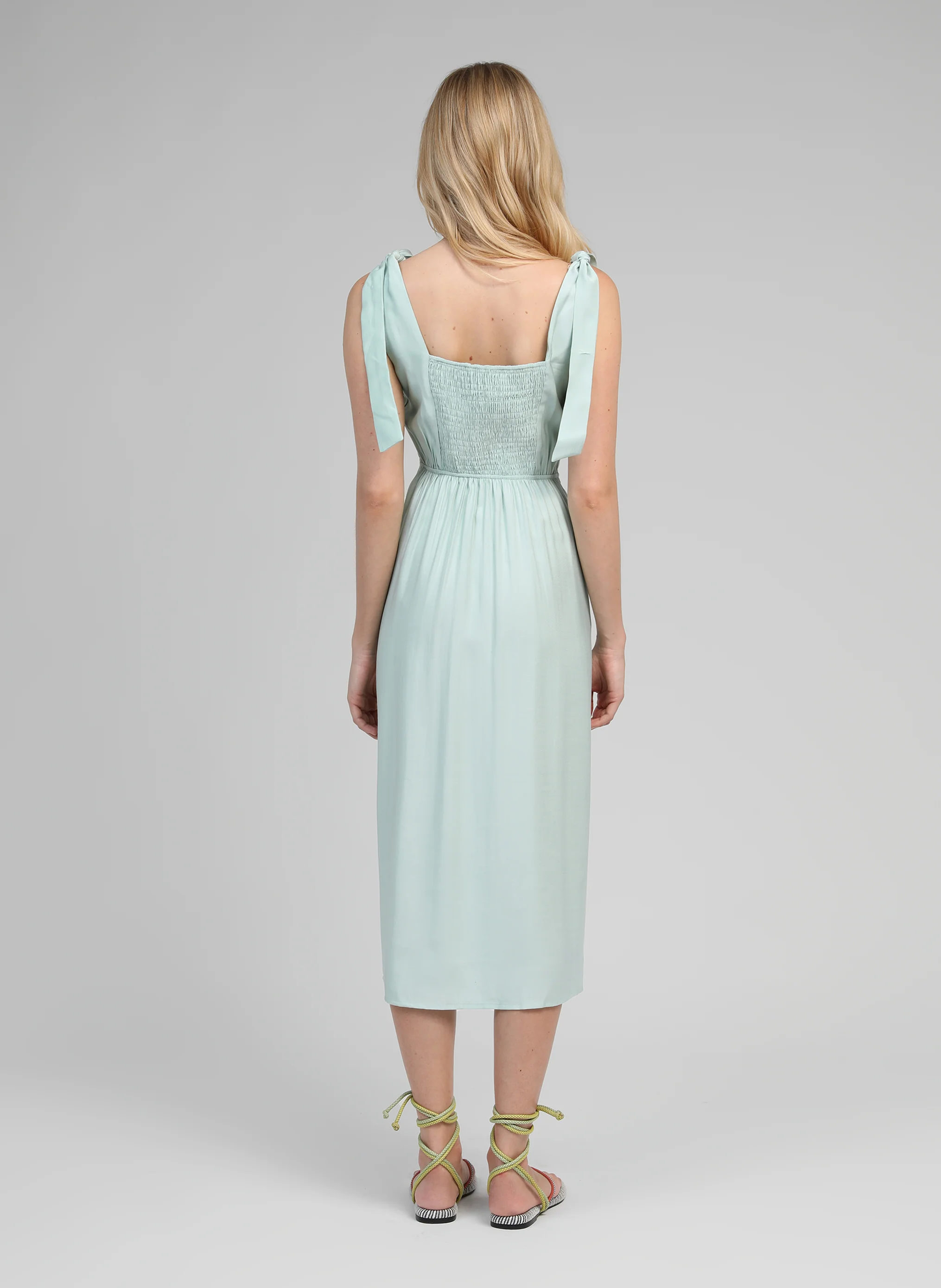 ROBE MIDI MANTA celadon - Image 4