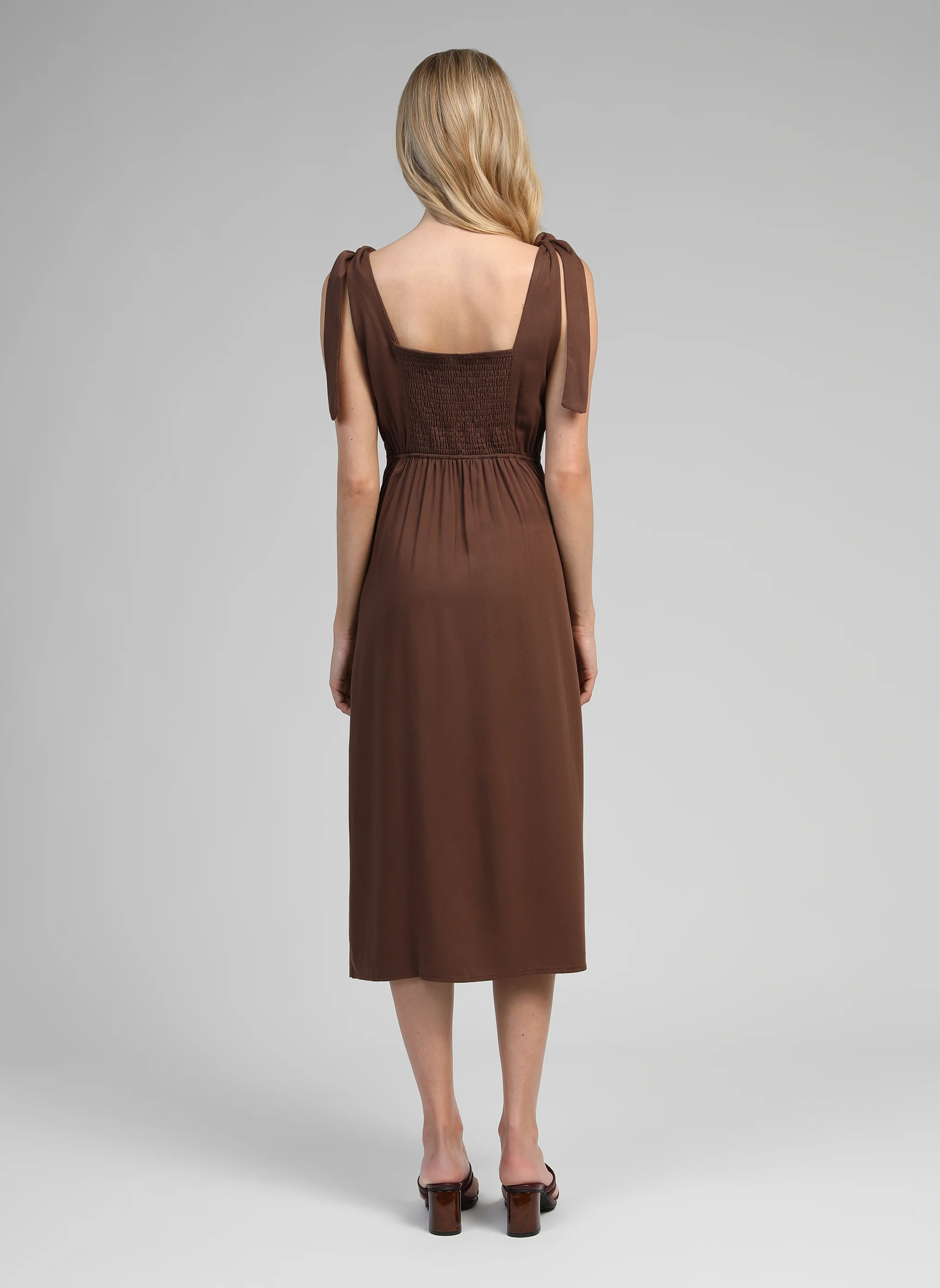 ROBE MIDI MANTIA marron - Image 4