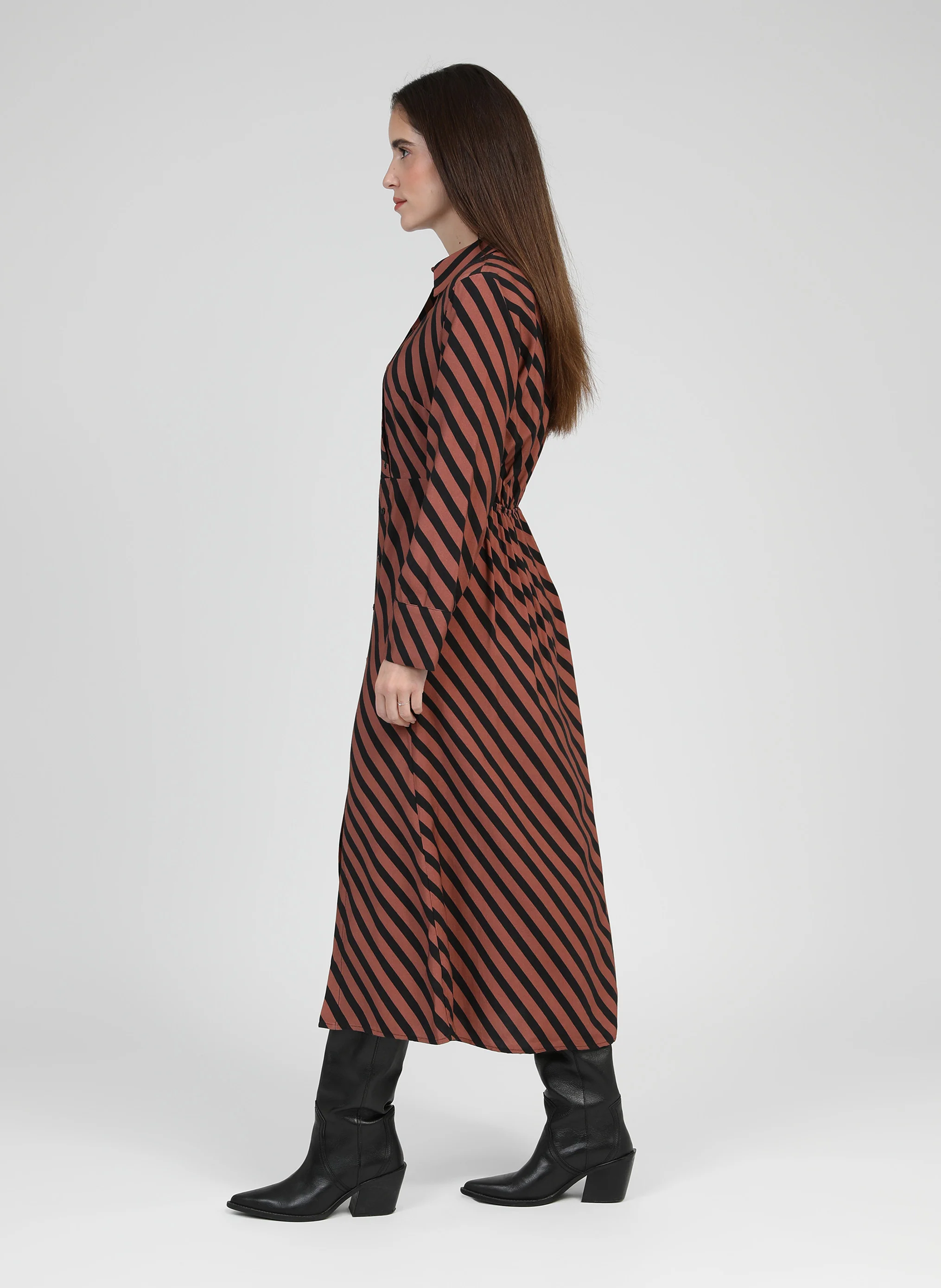 ROBE LONGUE MATARA stipe chocolat - Image 3