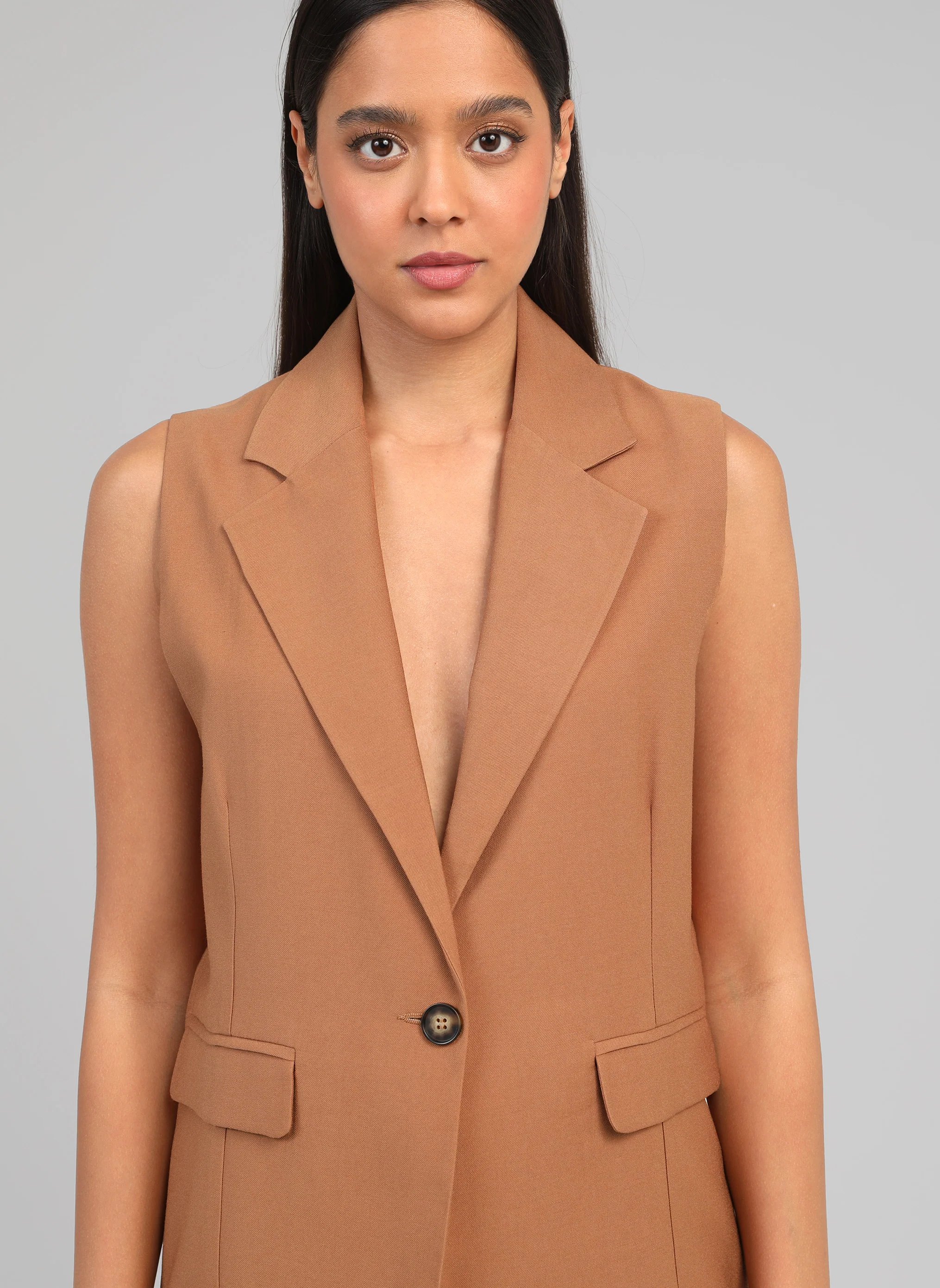 VESTE SANS MANCHES ZAKARITA daim - Image 2