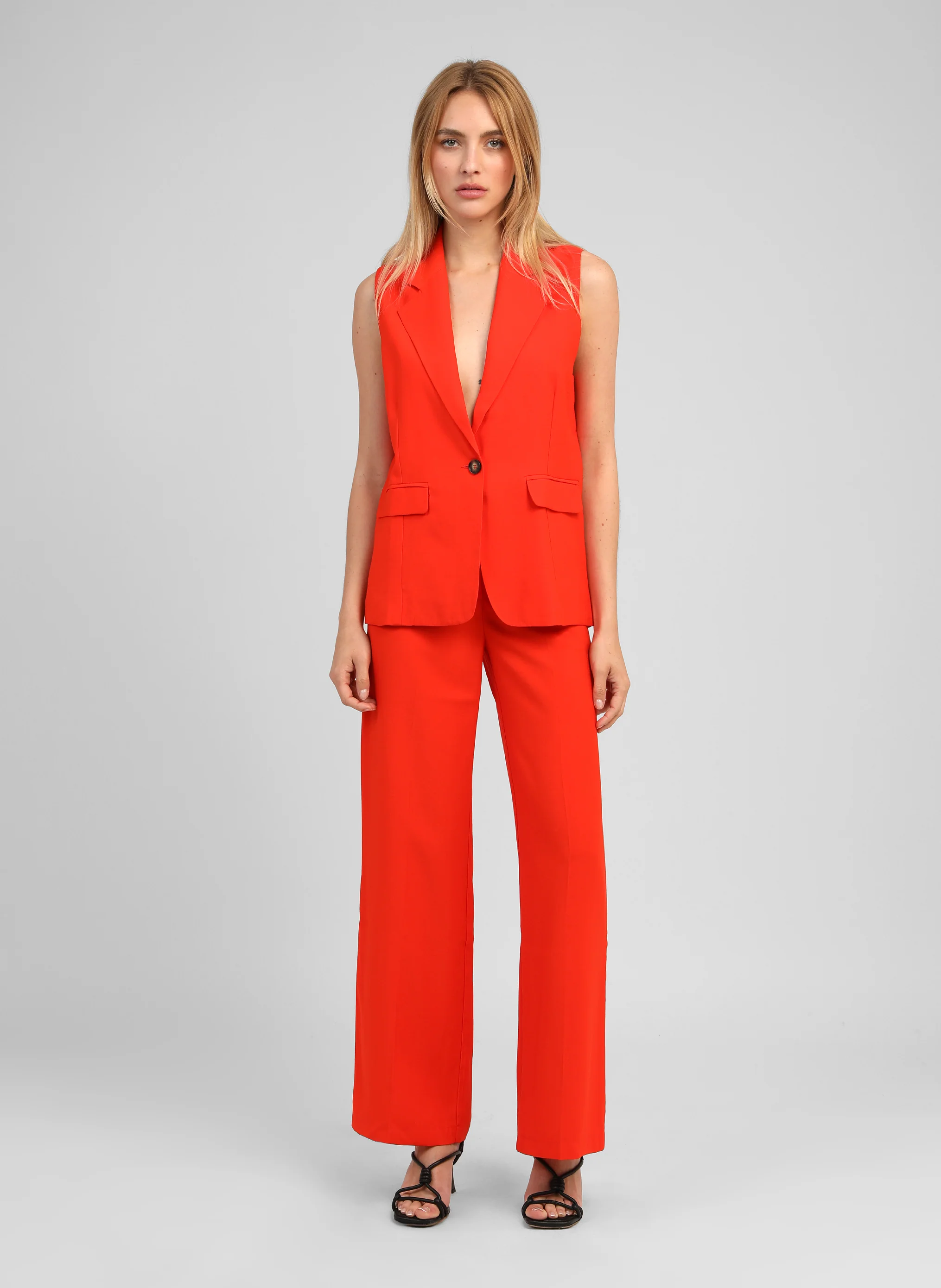 VESTE SANS MANCHES ZAKARITA piment - Image 3