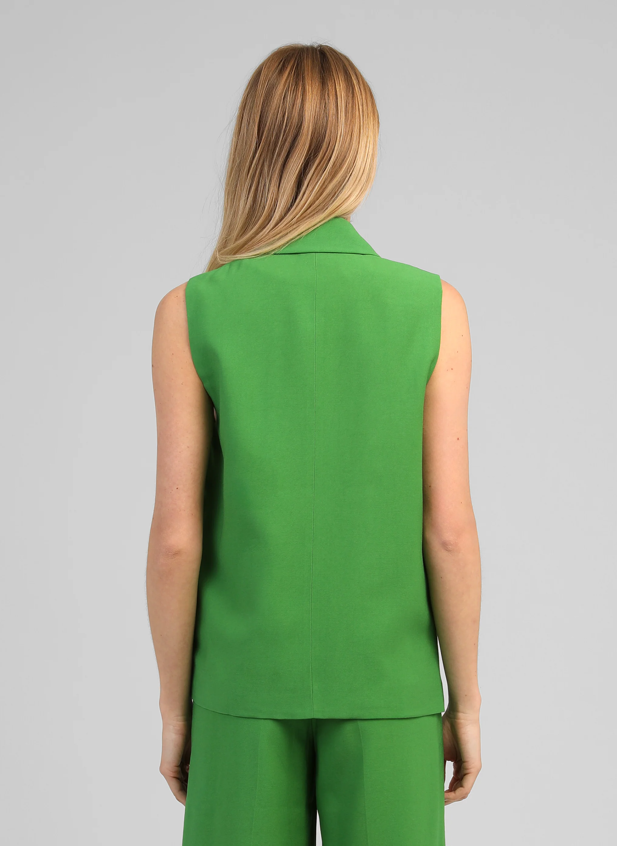 VESTE SANS MANCHES ZAKARITA pomme - Image 5